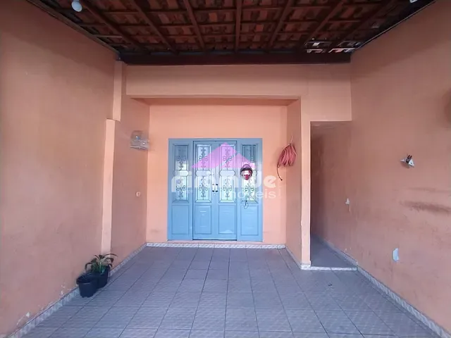 Casa com 200m² 2 quartos e 2 banheiros, à venda, no bairro Jardim Telespark em São José dos Campos