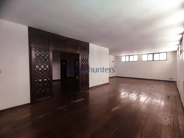 Casa com 294m² 4 quartos e 4 banheiros, para alugar, no bairro Nova Campinas em Campinas