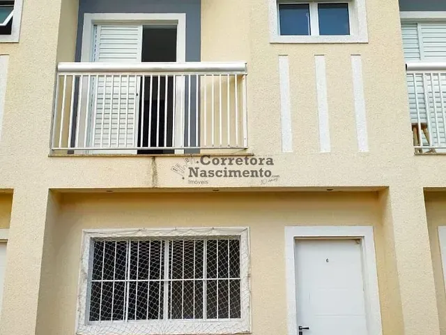 Casa com 80m² 2 quartos e 3 banheiros, à venda, no bairro Jardim California em Jacareí