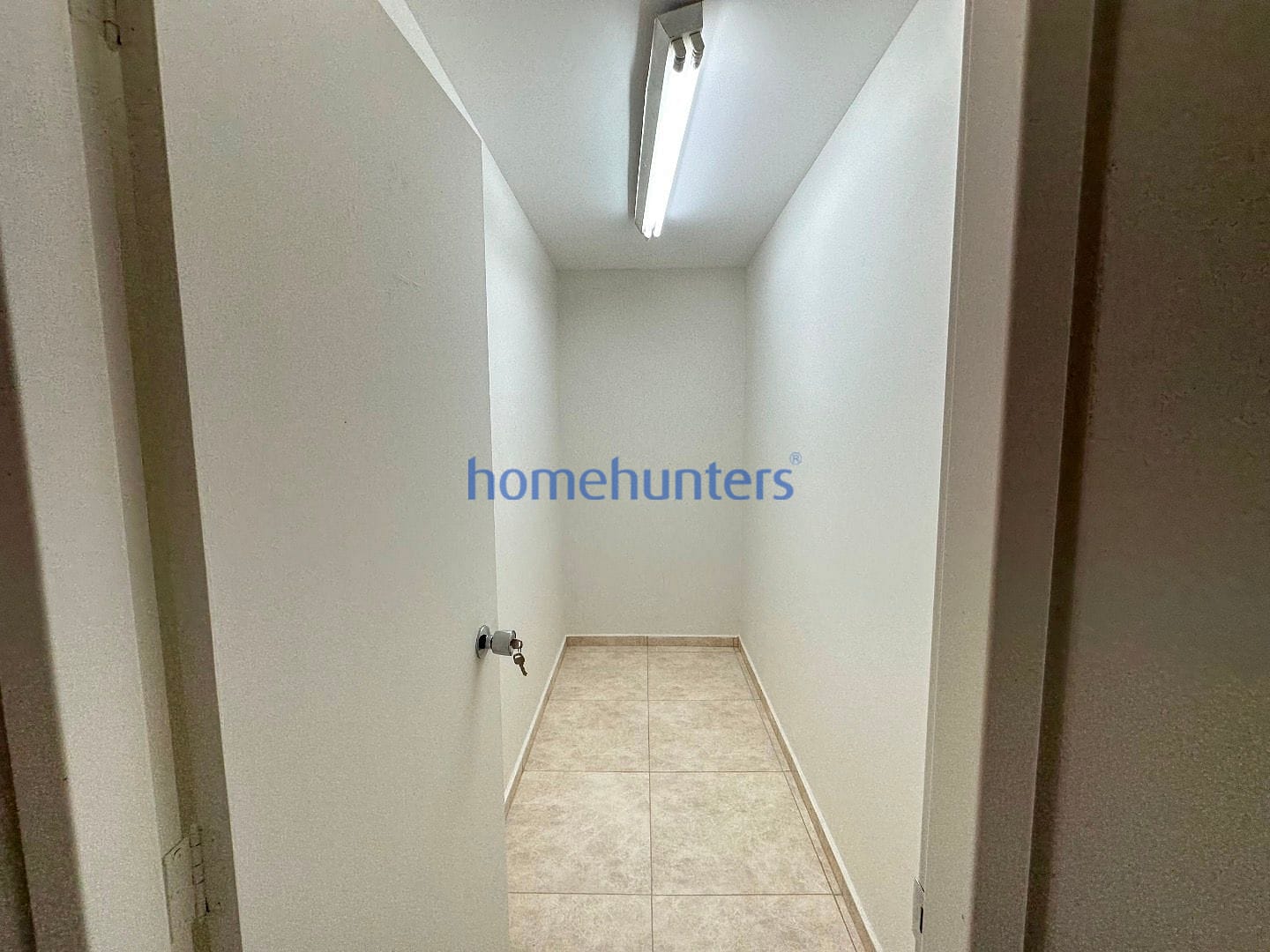 Casa à venda e aluguel com 1 quarto, 440m² - Foto 11