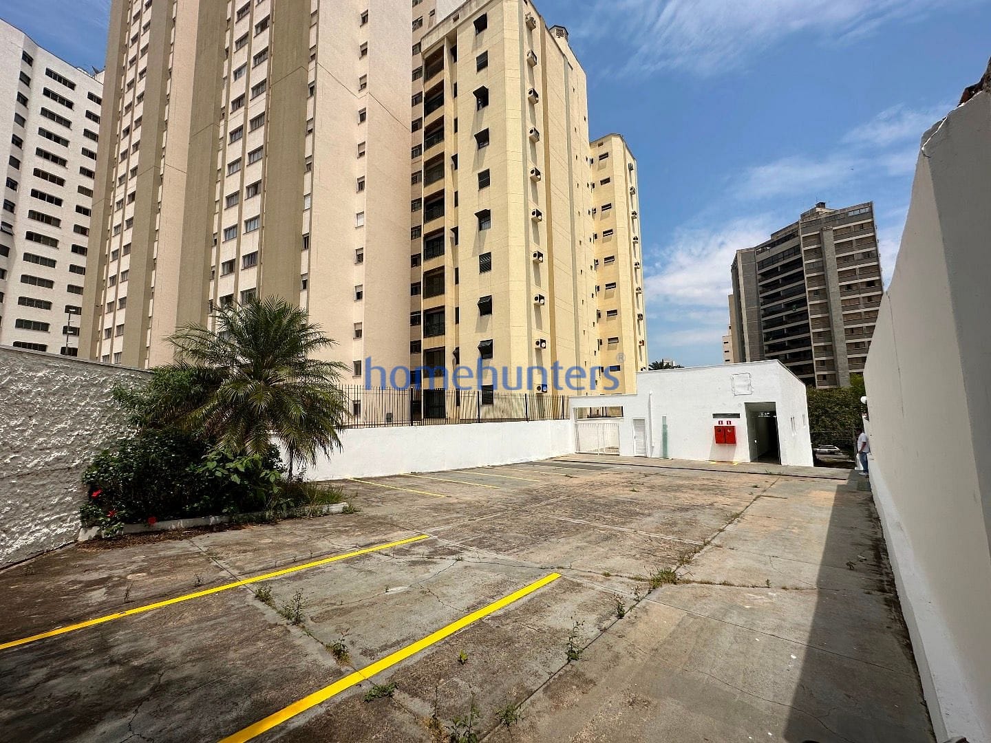 Casa à venda e aluguel com 1 quarto, 440m² - Foto 25