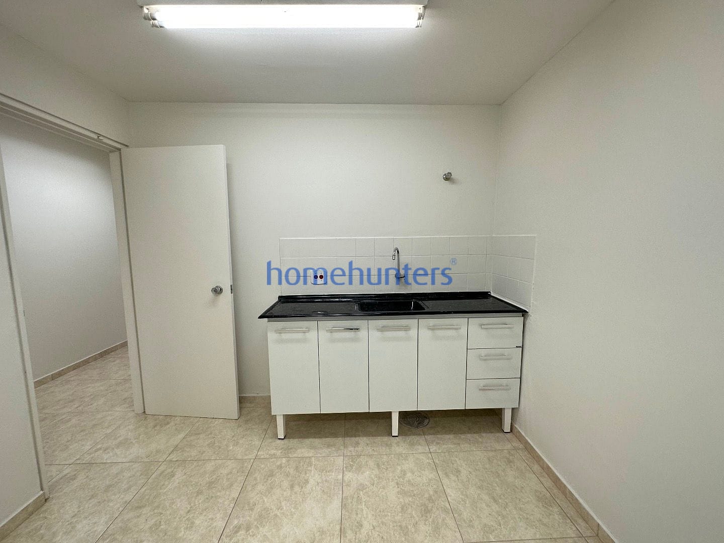 Casa à venda e aluguel com 1 quarto, 440m² - Foto 20