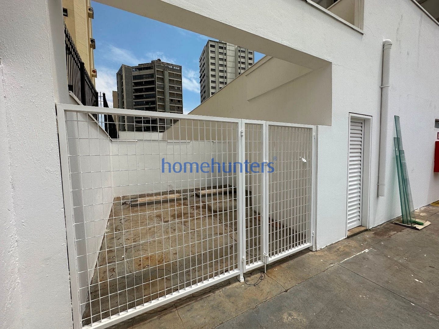 Casa à venda e aluguel com 1 quarto, 440m² - Foto 26