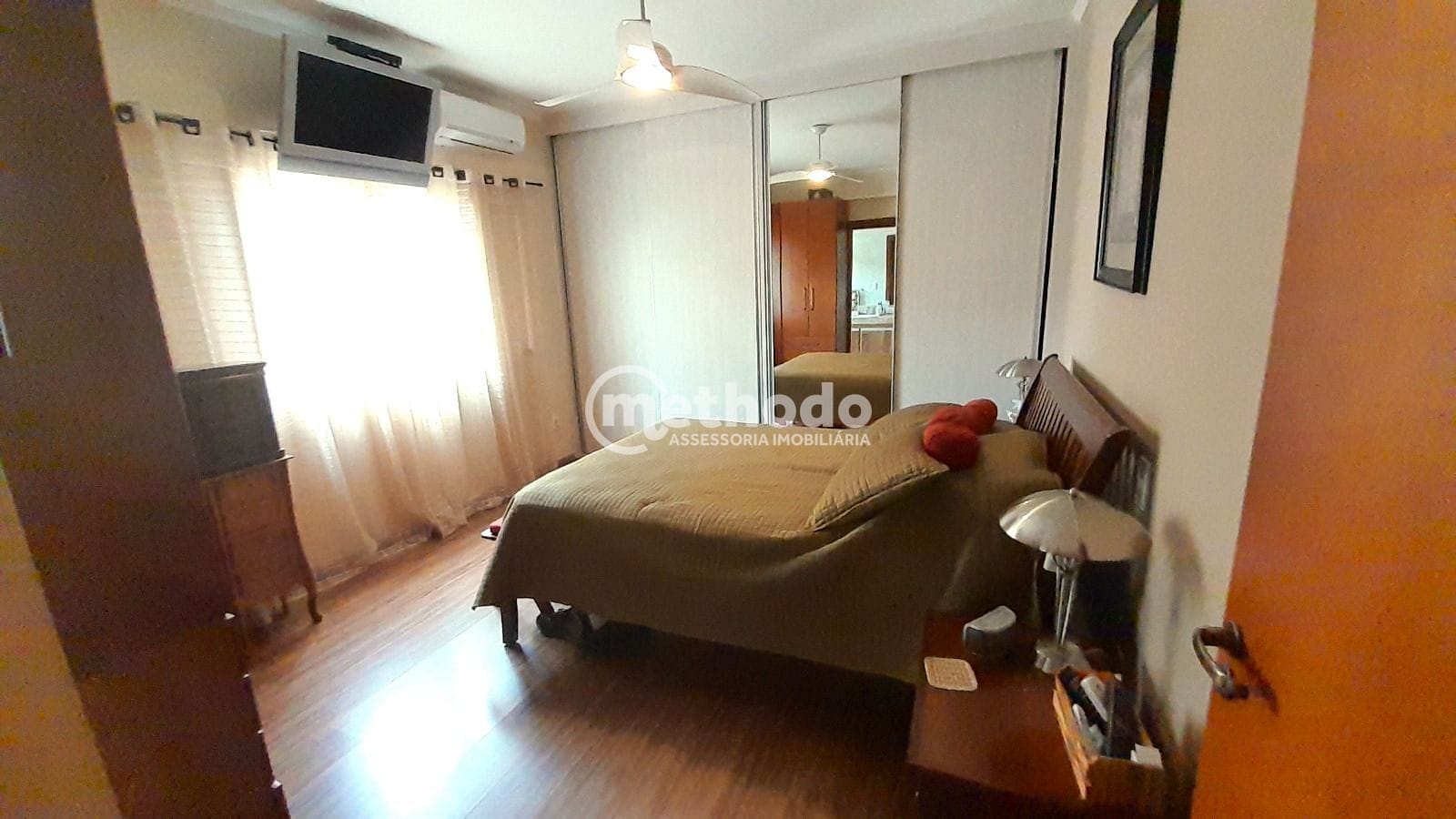 Casa, 4 quartos, 325 m² - Foto 34