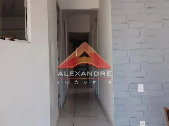 Casa com 10m² 2 quartos e 2 banheiros, à venda, no bairro Eugênio de Mello em São José Dos Campos
