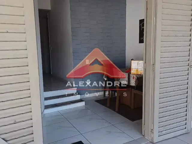 Casa com 10m² 2 quartos e 2 banheiros, à venda, no bairro Eugênio de Mello em São José Dos Campos