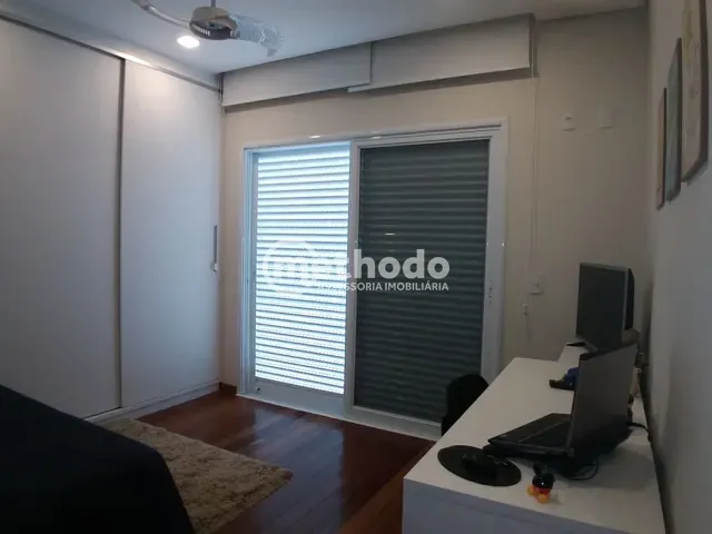 Casa com 360m² 4 quartos e 6 banheiros, à venda, no bairro Swiss Park em Campinas
