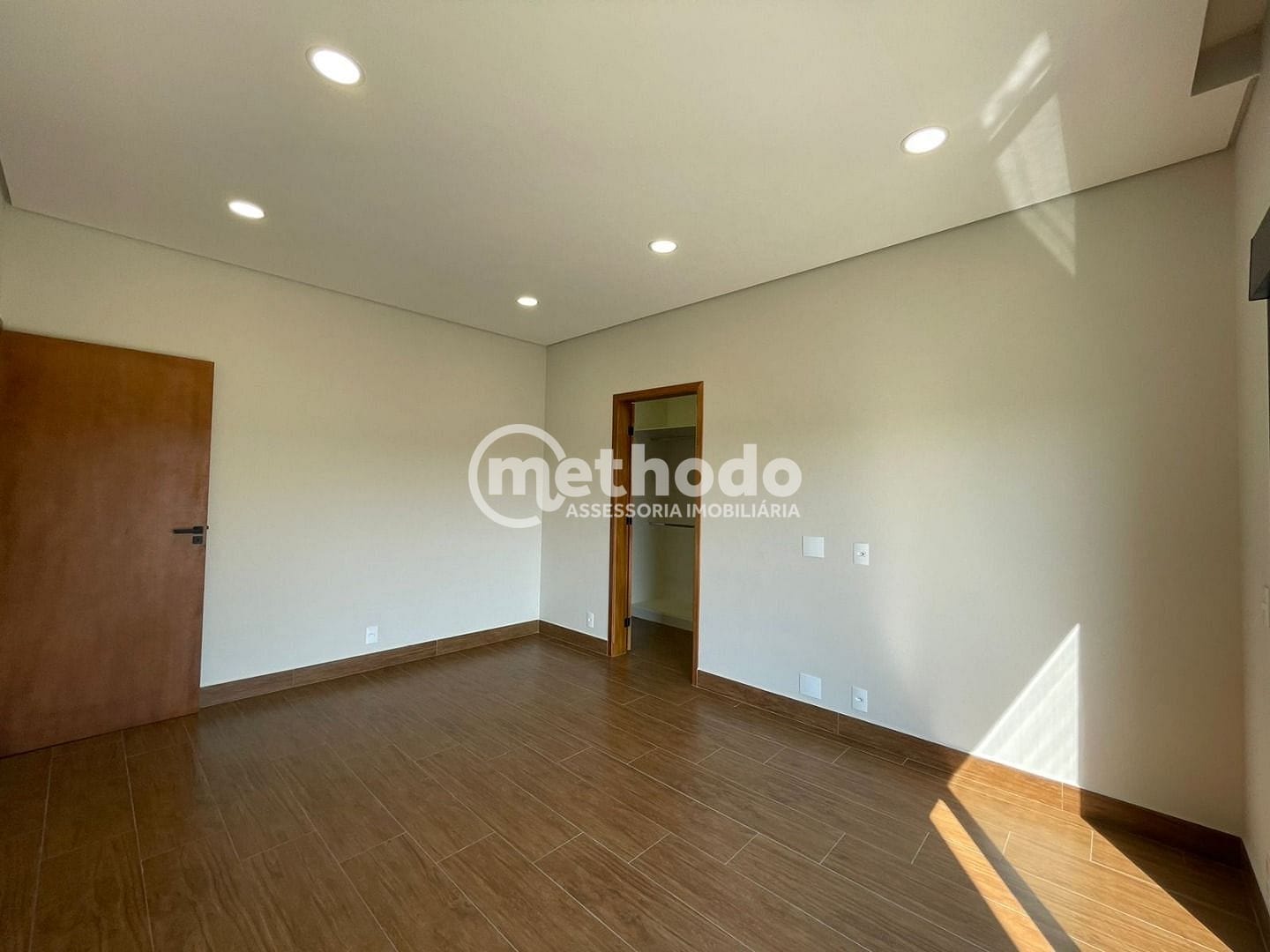 Casa, 4 quartos, 254 m² - Foto 14