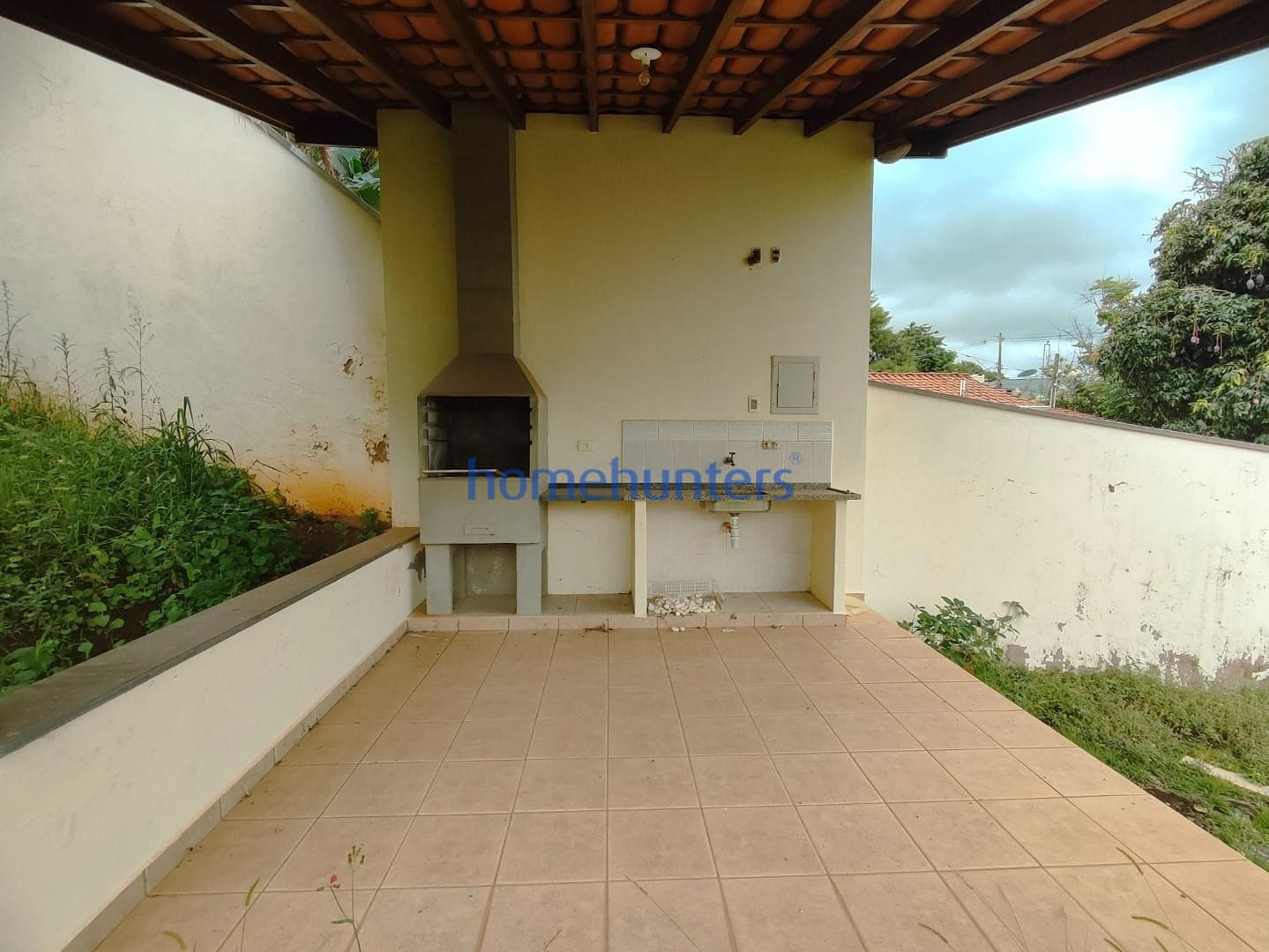 Casa à venda e aluguel com 3 quartos, 385m² - Foto 27