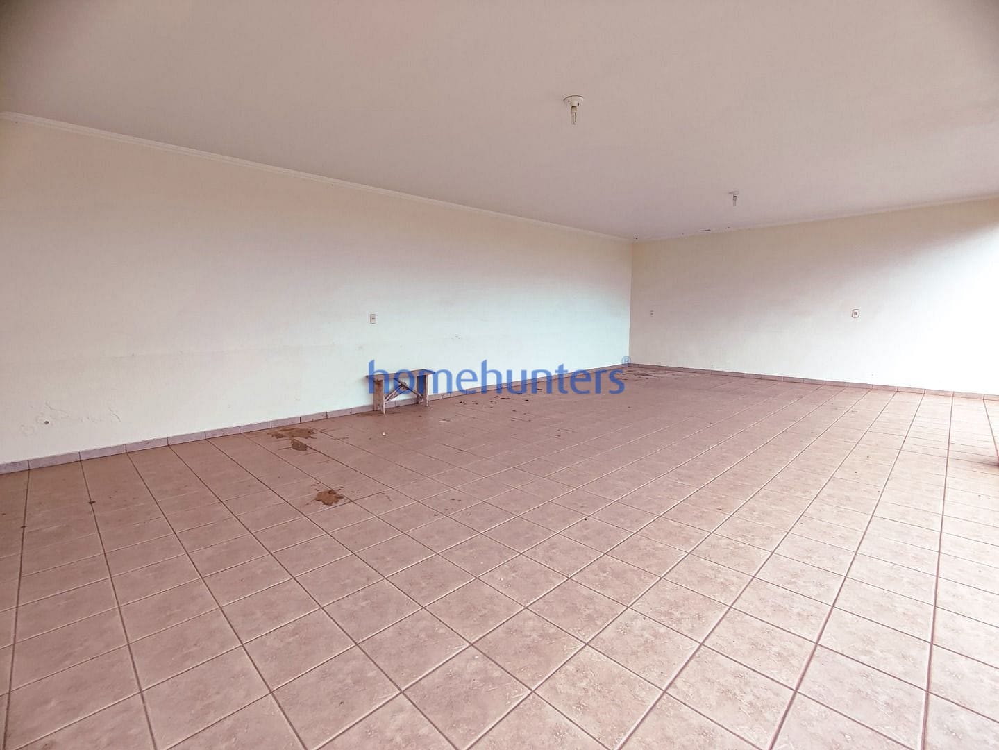 Casa à venda e aluguel com 3 quartos, 385m² - Foto 6