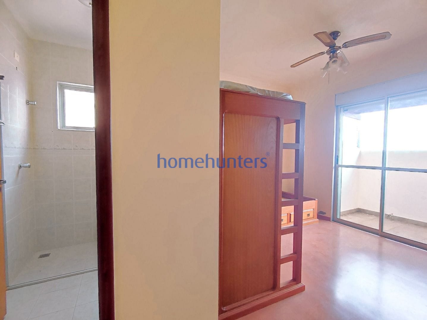 Casa à venda e aluguel com 3 quartos, 385m² - Foto 17