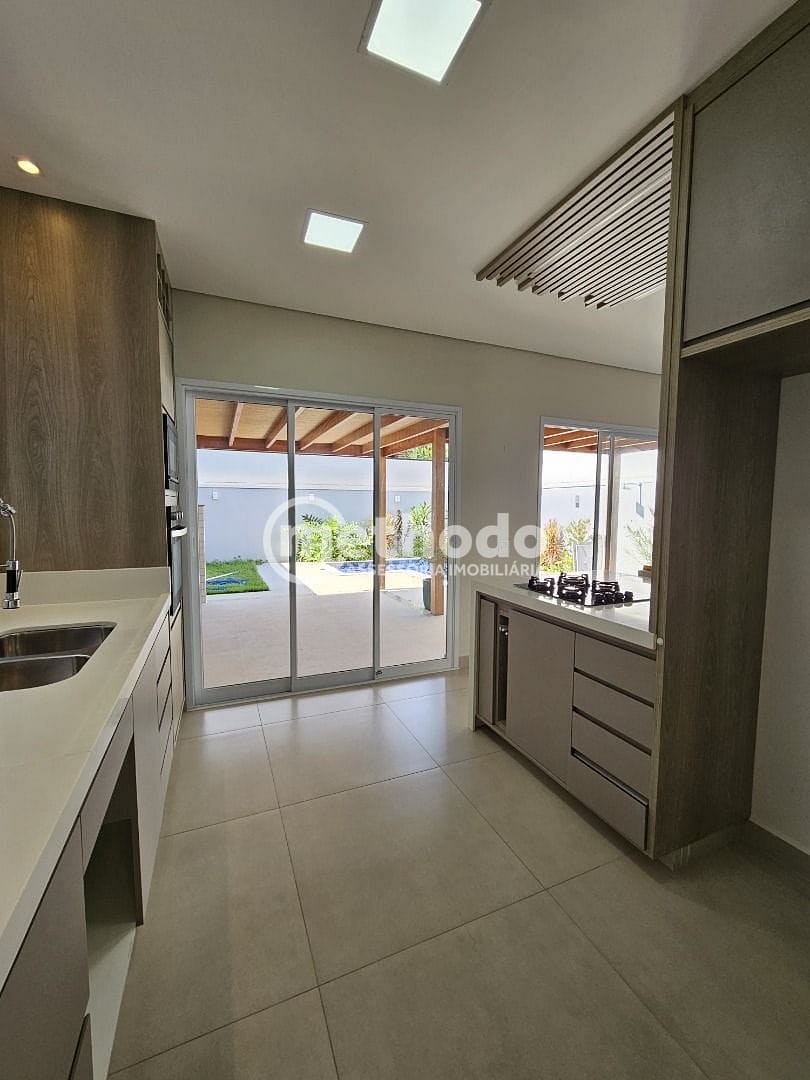 Casa, 3 quartos, 203 m² - Foto 20