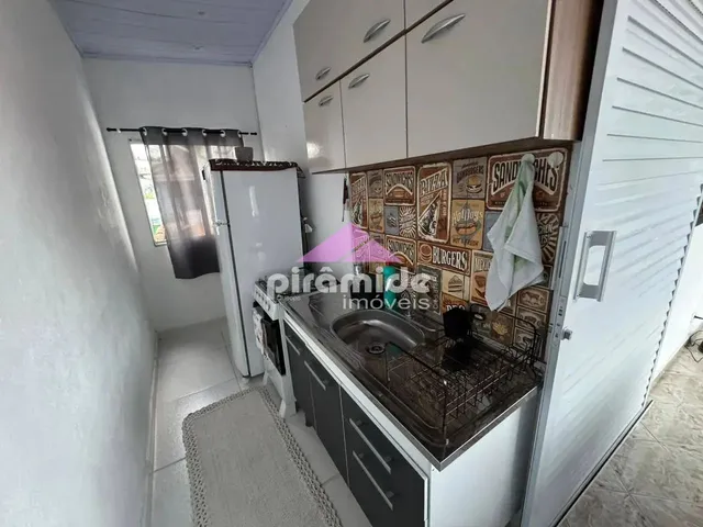 Casa com 10m² 3 quartos e 2 banheiros, para alugar, no bairro Jaraguá em São Sebastião