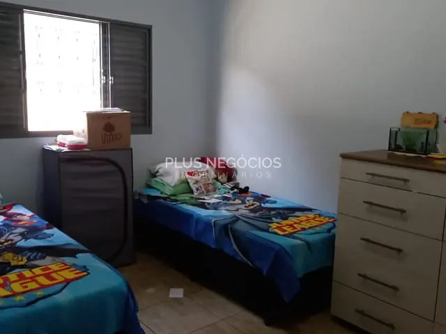 Casa com 175m² 3 quartos e 2 banheiros, à venda, no bairro Jardim Piazza Di Roma II em Sorocaba