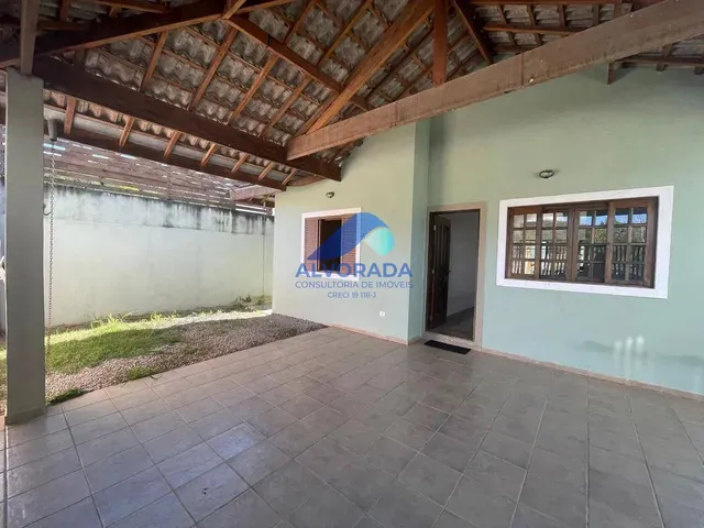 Casa com 252m² 2 quartos e 2 banheiros, para alugar, no bairro Urbanova em São José Dos Campos