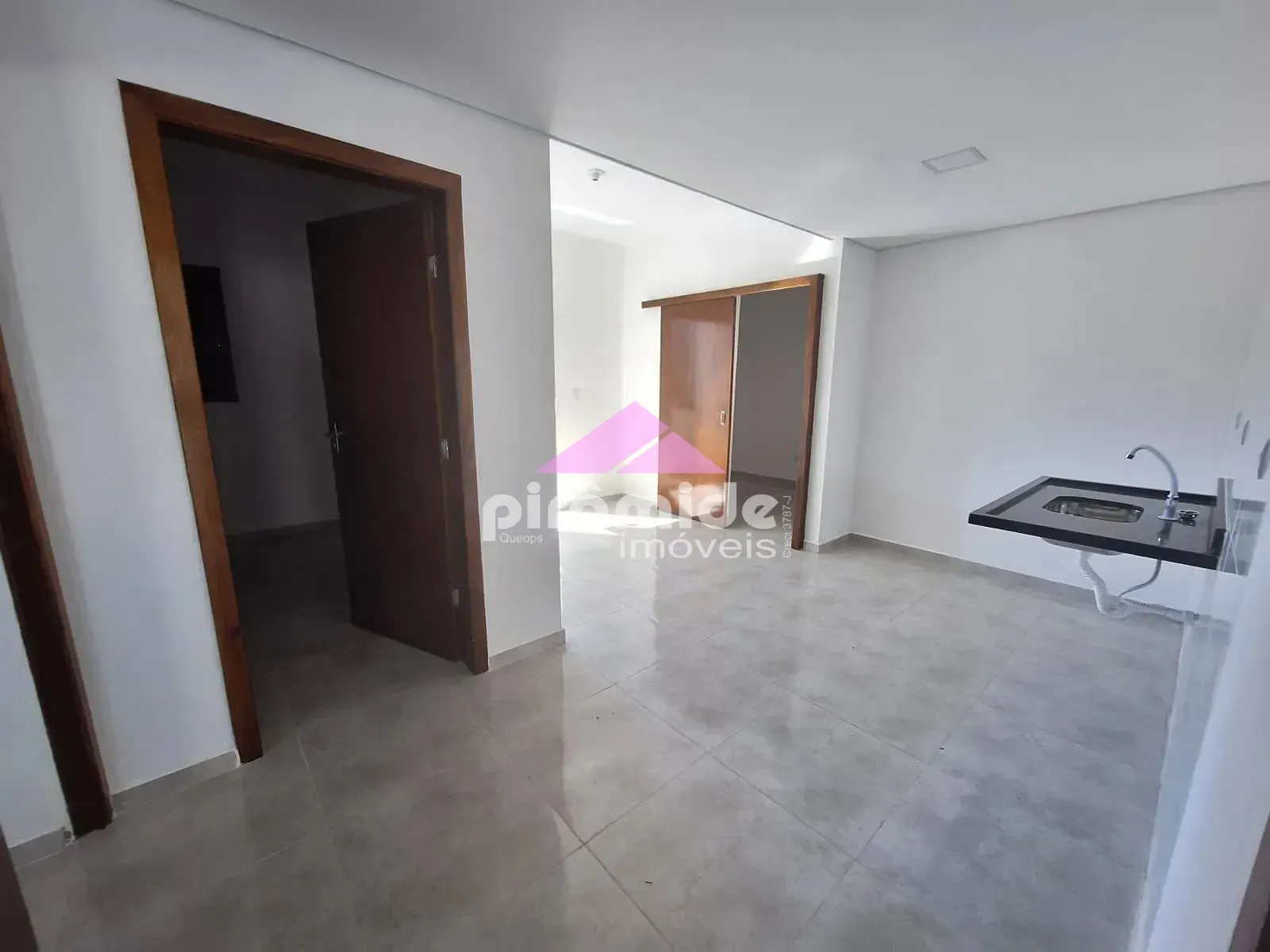Casa, 2 quartos, 60 m² - Foto 1