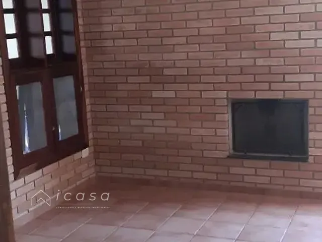 Casa com 327m² 6 quartos e 4 banheiros, à venda ou para alugar, no bairro Urbanova em São José dos Campos