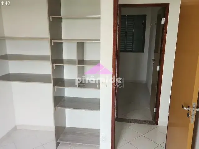 Casa com 10m² 3 quartos e 1 banheiro, à venda, no bairro Recanto Caeté em São José Dos Campos
