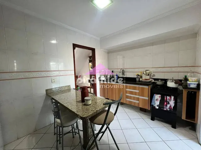 Casa com 10m² 3 quartos e 1 banheiro, à venda, no bairro Recanto Caeté em São José Dos Campos