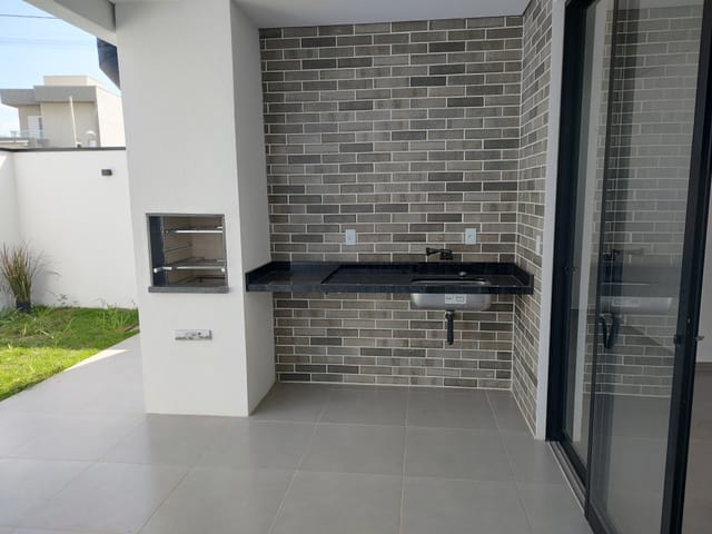 Casa com 150m² 3 quartos e 3 banheiros, à venda, no bairro Morada dos Nobres em Taubaté