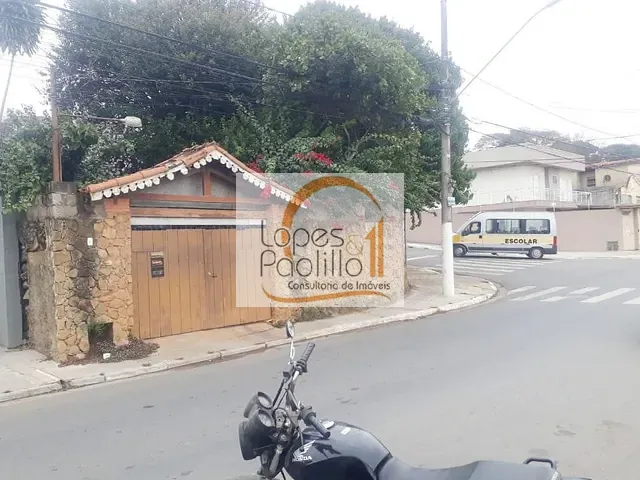 Casa com 454m² 3 quartos e 2 banheiros, à venda, no bairro Loanda em Atibaia