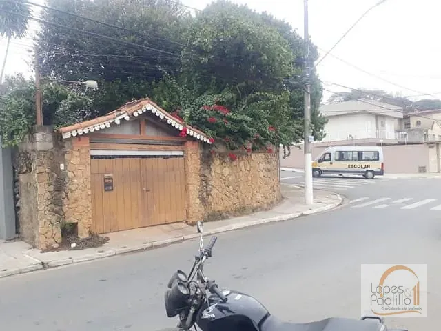 Casa com 454m² 3 quartos e 2 banheiros, à venda, no bairro Loanda em Atibaia