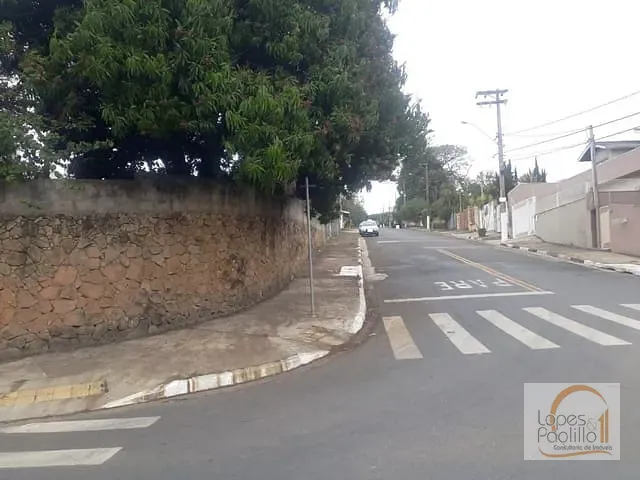 Casa com 454m² 3 quartos e 2 banheiros, à venda, no bairro Loanda em Atibaia