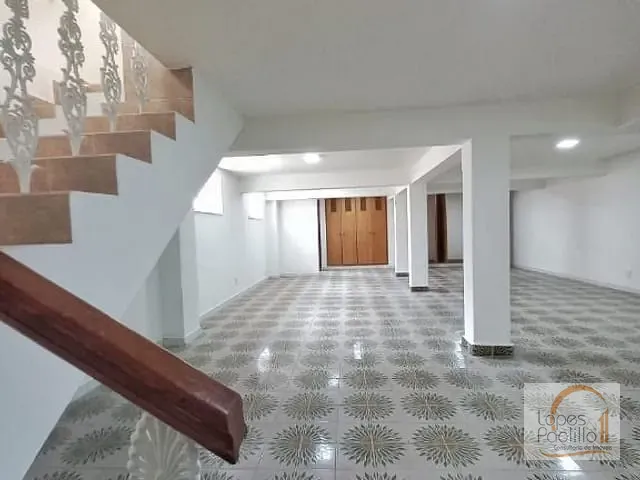 Terreno com 360m², à venda, no bairro Cidade Satélite em Atibaia