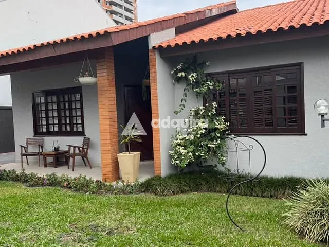 Casa com 462m² 3 quartos e 3 banheiros, à venda, no bairro Orfãs em Ponta Grossa