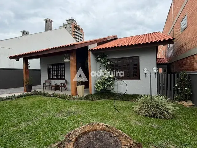 Casa com 462m² 3 quartos e 3 banheiros, à venda, no bairro Orfãs em Ponta Grossa