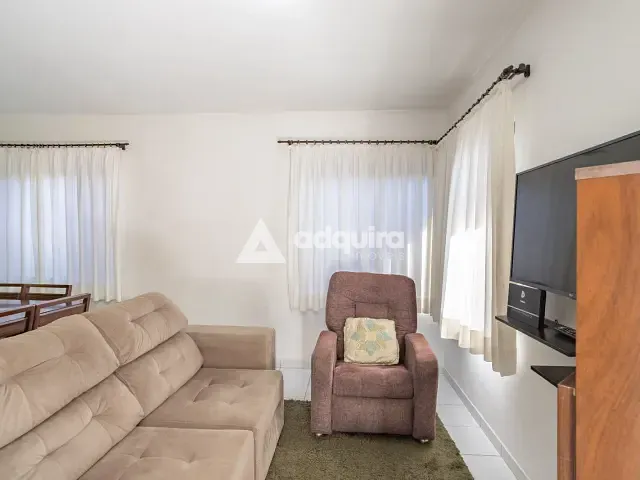 Casa com 216m² 3 quartos e 3 banheiros, à venda, no bairro Estrela em Ponta Grossa