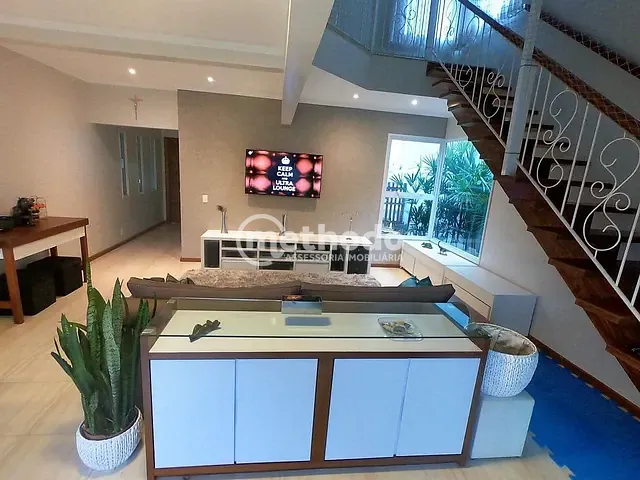 Casa com 347m² 3 quartos e 4 banheiros, à venda, no bairro Betel em Paulínia