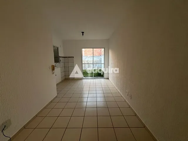 Casa 2 quartos e 1 banheiro, à venda ou para alugar, no bairro Boa Vista em Ponta Grossa