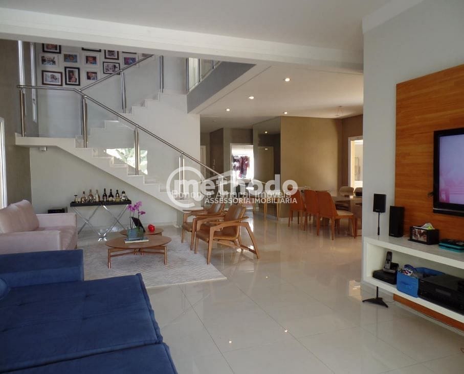 Casa, 4 quartos, 210 m² - Foto 2