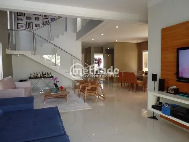 Casa com 210m² 4 quartos e 5 banheiros, à venda, no bairro Betel em Paulínia