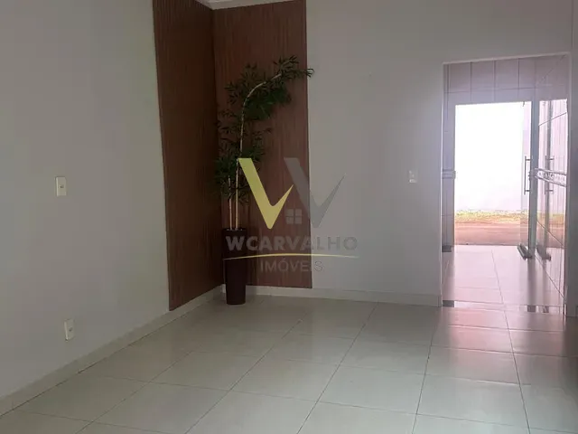 Casa com 300m² 2 quartos e 2 banheiros, à venda, no bairro Viviam Parque em Anápolis