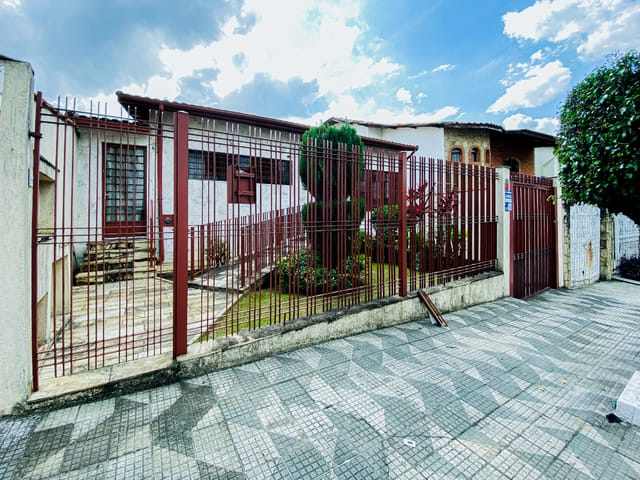 Foto do Casa - Casa para venda em Jardim Guapira com 5 quartos, sendo 1 suíte , 247m² | Lares e Andares Imóveis