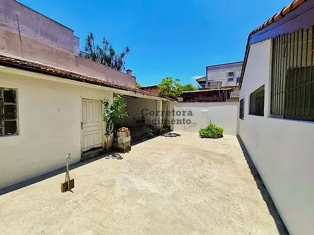 Casa com 298m² 3 quartos e 2 banheiros, à venda, no bairro Jardim Paraiba em Jacareí