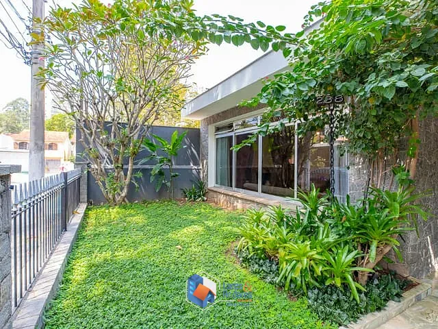 Casa com 305m² 3 quartos e 3 banheiros, à venda, no bairro Santo Amaro em São Paulo