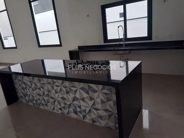 Casa, 3 quartos, 240 m² - Foto 2