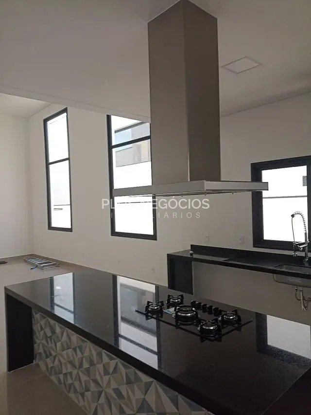 Casa, 3 quartos, 240 m² - Foto 3