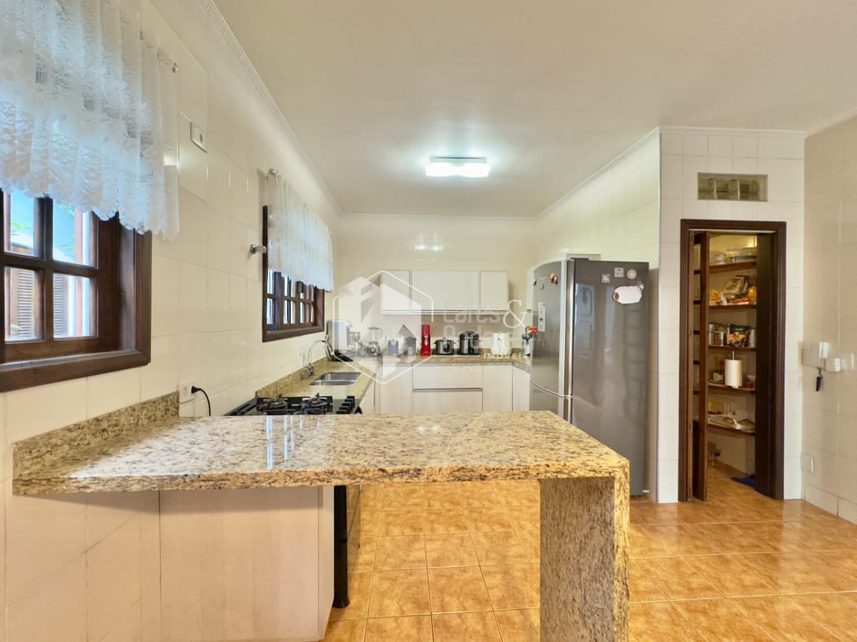 Sobrado, 3 quartos, 300 m² - Foto 24