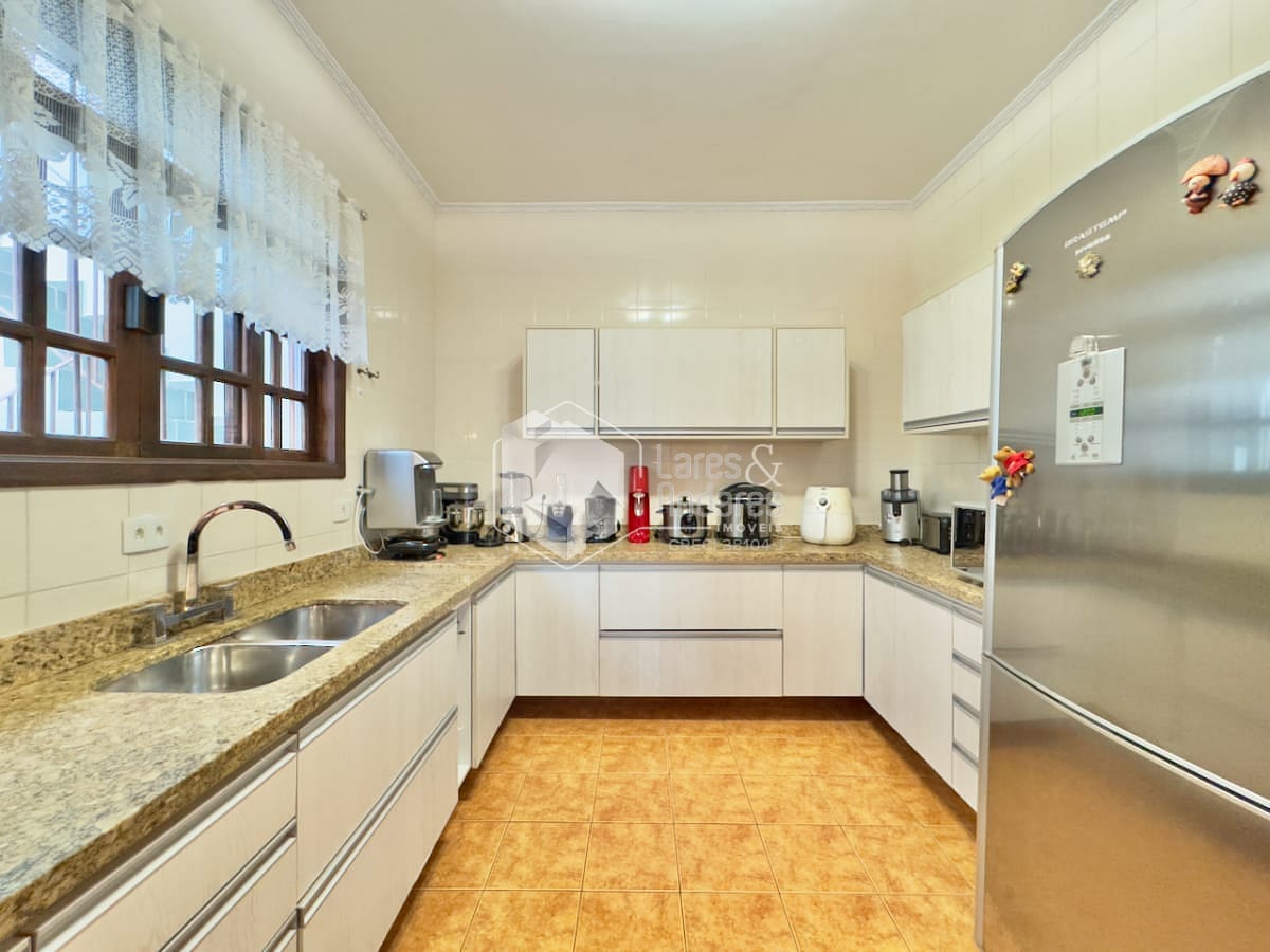 Sobrado, 3 quartos, 300 m² - Foto 32