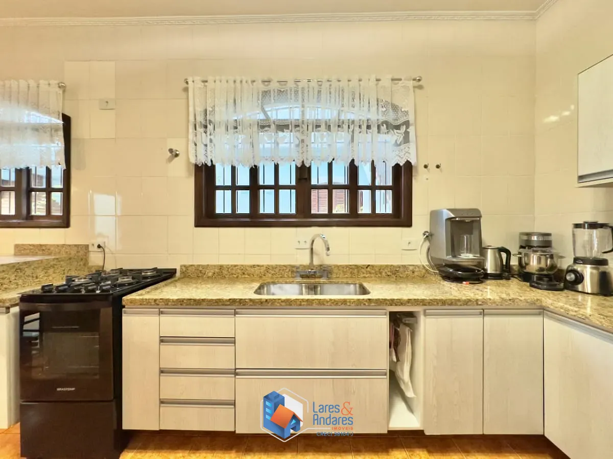 Sobrado, 3 quartos, 300 m² - Foto 31
