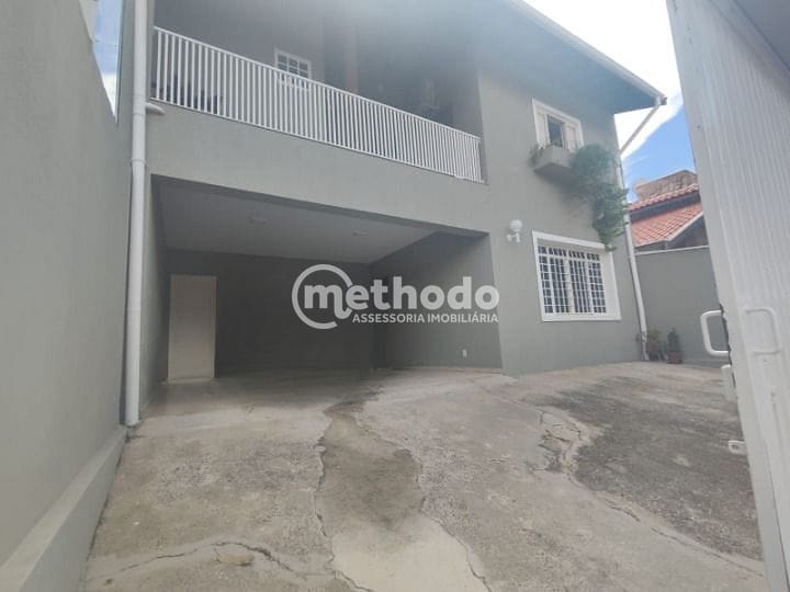 Casa, 3 quartos, 240 m² - Foto 2