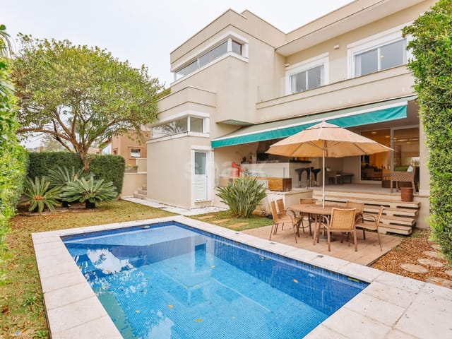 Casa com 538m² 4 quartos e 6 banheiros, à venda, no bairro Alphaville em Santana de Parnaíba