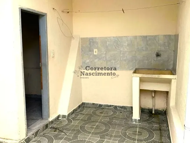 Casa com 150m² 2 quartos e 1 banheiro, à venda, no bairro Jardim das Industrias em Jacareí