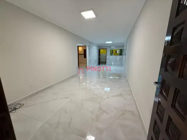 Casa 2 quartos e 2 banheiros, à venda, no bairro Conjunto Habitacional Franchini em São Bernardo do Campo