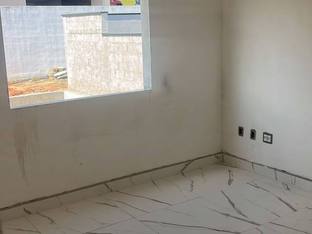 Casa com 250m² 3 quartos e 3 banheiros, à venda, no bairro Caçapava Velha em Caçapava