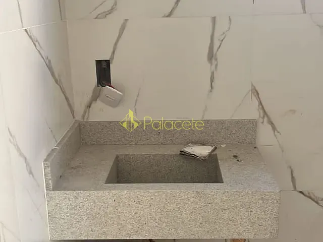 Casa com 250m² 3 quartos e 3 banheiros, à venda, no bairro Caçapava Velha em Caçapava